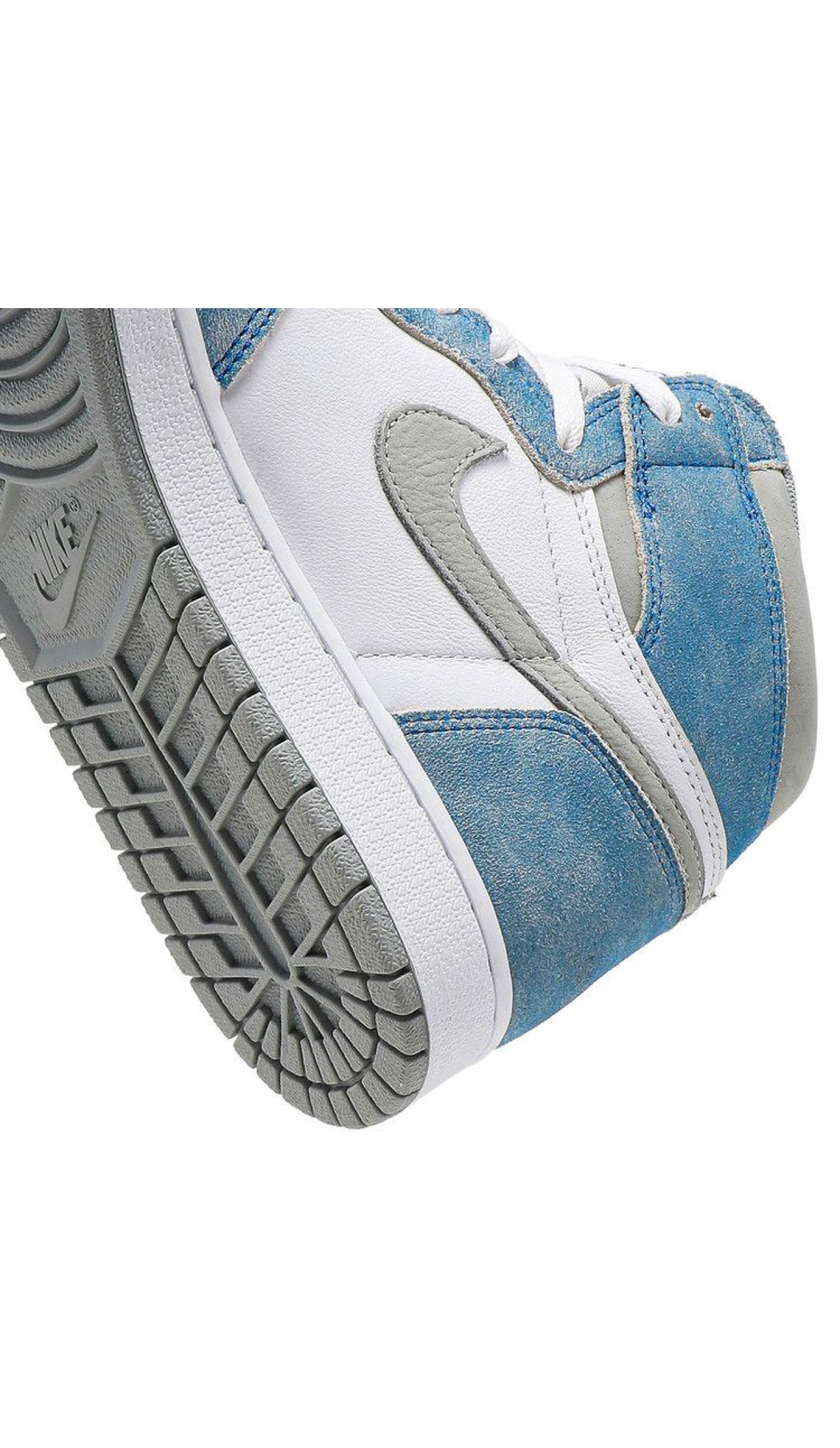 Air Jordan 1 Retro High OG 'Hyper Royal'
