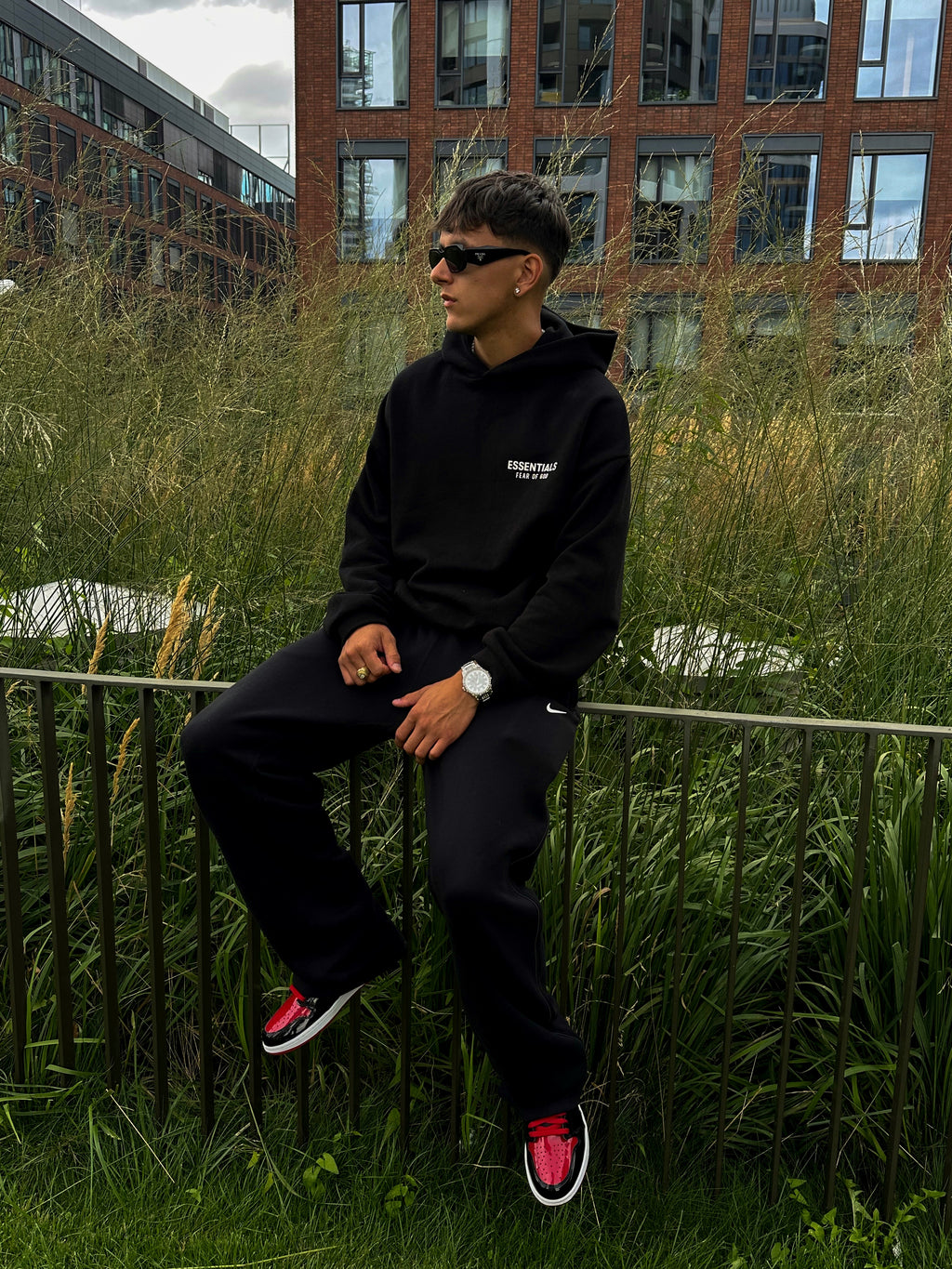 Flísová mikina Fear of God Essentials II 'čierna' 