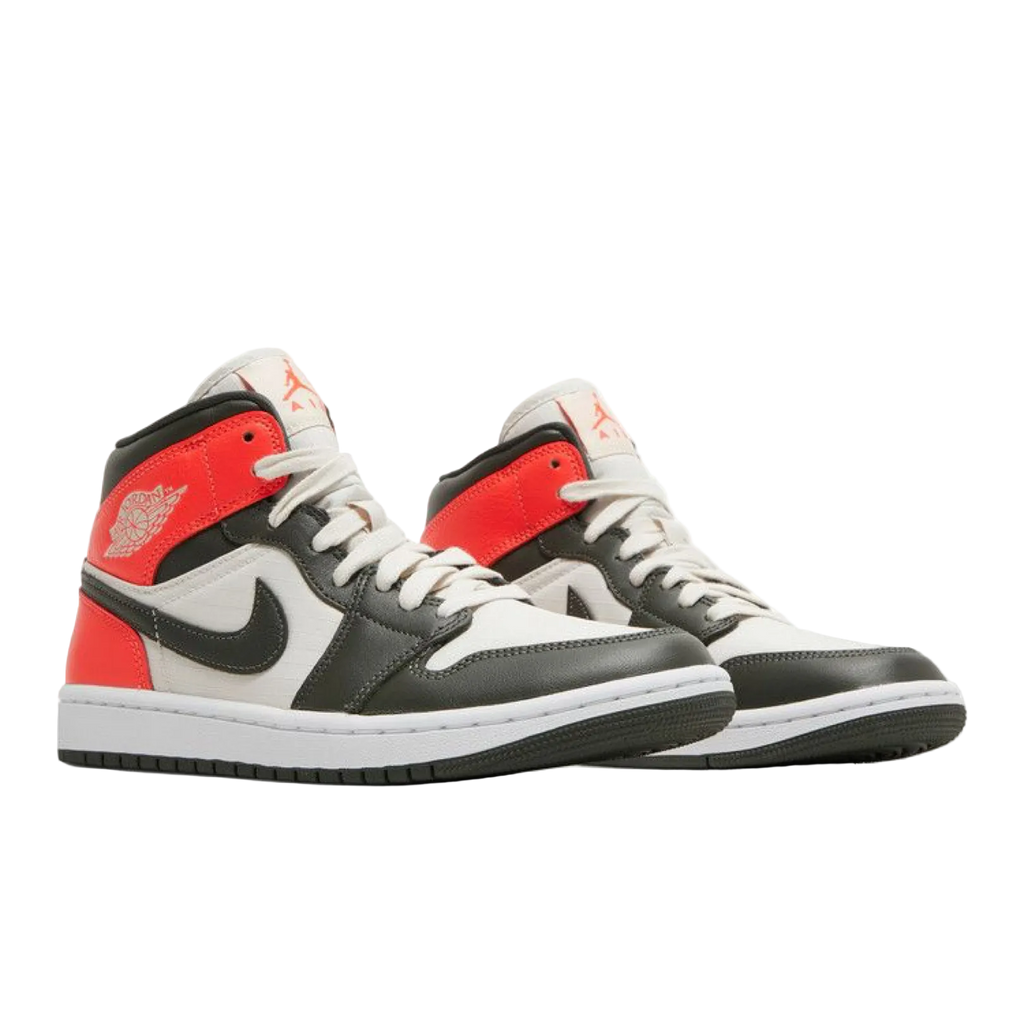 Wmns Air Jordan 1 Mid SE 'Newsprint'